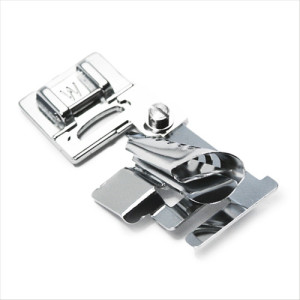 Base Prensatela Envivador Para Tira De 20 A 25 Mm De Máquina