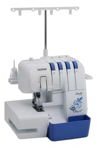 Máquina De Coser Overlock Brother Remalladora 3534dt Portable Color Blanco